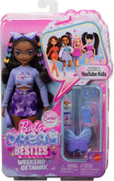 Barbie Dream Besties Weekend Getaway Brooklyn Fashion Doll with 7 Accessories, Posable with Removable Clothes, Travel Toy for Kids 4+